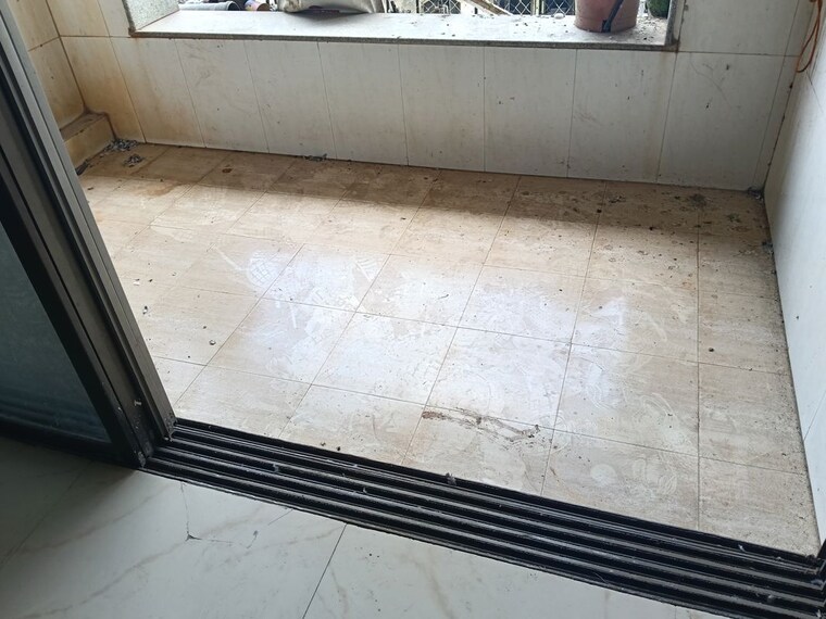 Balcony, indraprastha-complex-kalyan-west 2.5 Bedroom 1275 Sq.Ft. Apartment In Kalyan West Thane 10525391