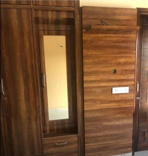 Room in 3 BHK Builder Floor at Sector 38 – for Rent