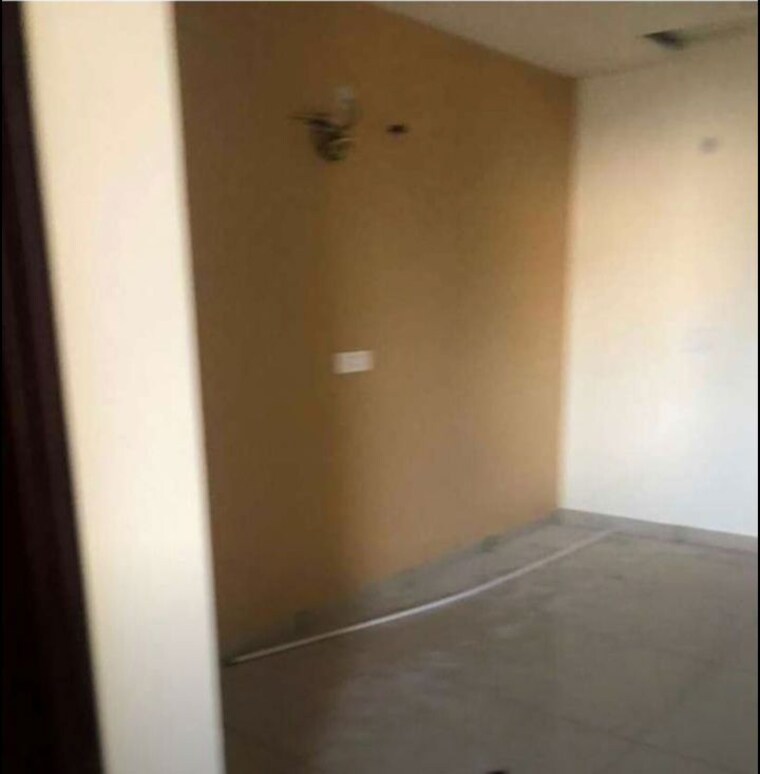 Room, sector 38 3 Bedroom 2500 Sq.Ft. Builder Floor In Sector 38 Chandigarh 10525392