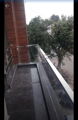 Balcony in 3 BHK Builder Floor at Sector 38 – for Rent