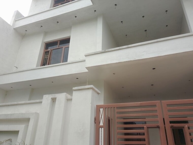 Exterior View, kharar mohali road 5 Bedroom 200 Sq.Yd. Independent House In Kharar Mohali Road Kharar 10522893
