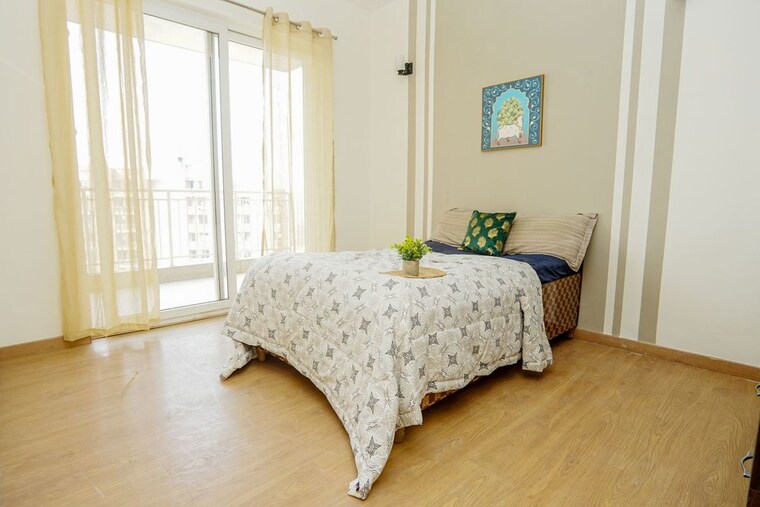 Bedroom, emaar-palm-gardens 3 Bedroom 1900 Sq.Ft. Apartment In Sector 83 Gurgaon 10525394