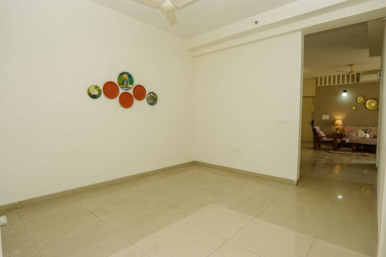 Room, emaar-palm-gardens 3 Bedroom 1900 Sq.Ft. Apartment In Sector 83 Gurgaon 10525394