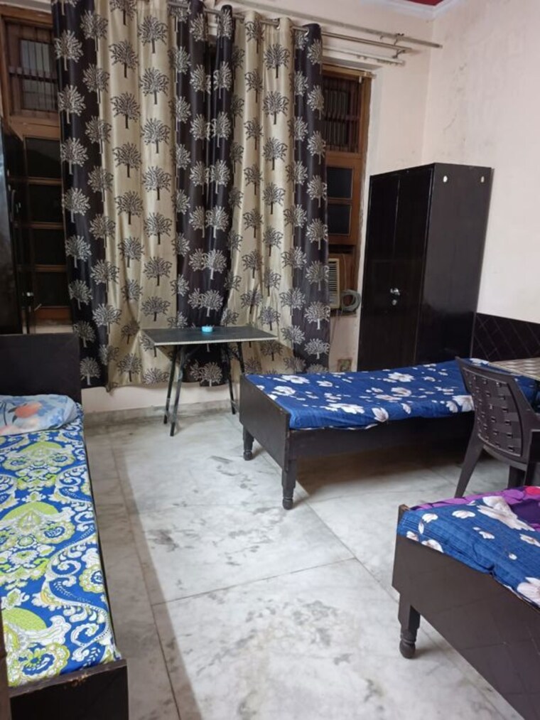 Living Room, sector 16 Pg For Boys In Sector 16 10525402
