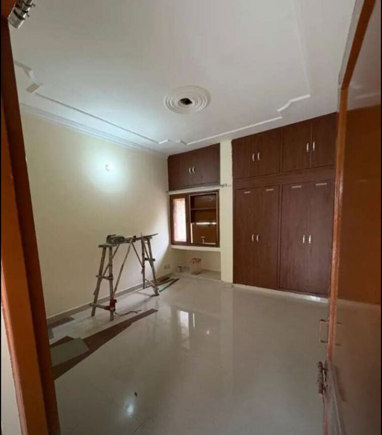 Room, sector 45 2 Bedroom 700 Sq.Ft. Builder Floor In Sector 45 Chandigarh 10525413