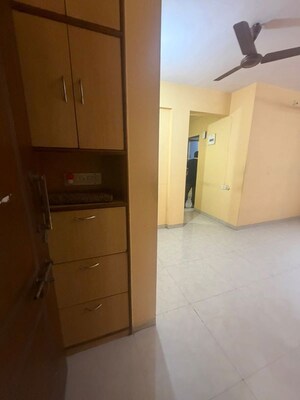 Room in 1 BHK Apartment at Lodha Paradise, Majiwada – for Rent
