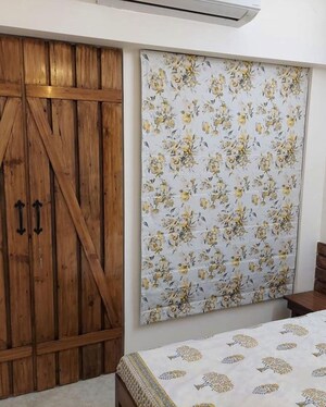 Room in 1 BHK Apartment at Lodha Amara, Kolshet Road – for Rent