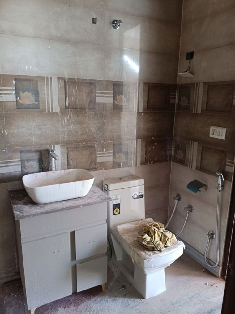 Kitchen, green fields colony 2 Bedroom 1850 Sq.Ft. Builder Floor In Green Fields Colony Faridabad 10525437