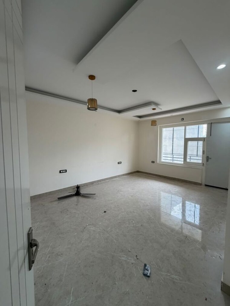 Room, green fields colony 2 Bedroom 1850 Sq.Ft. Builder Floor In Green Fields Colony Faridabad 10525428