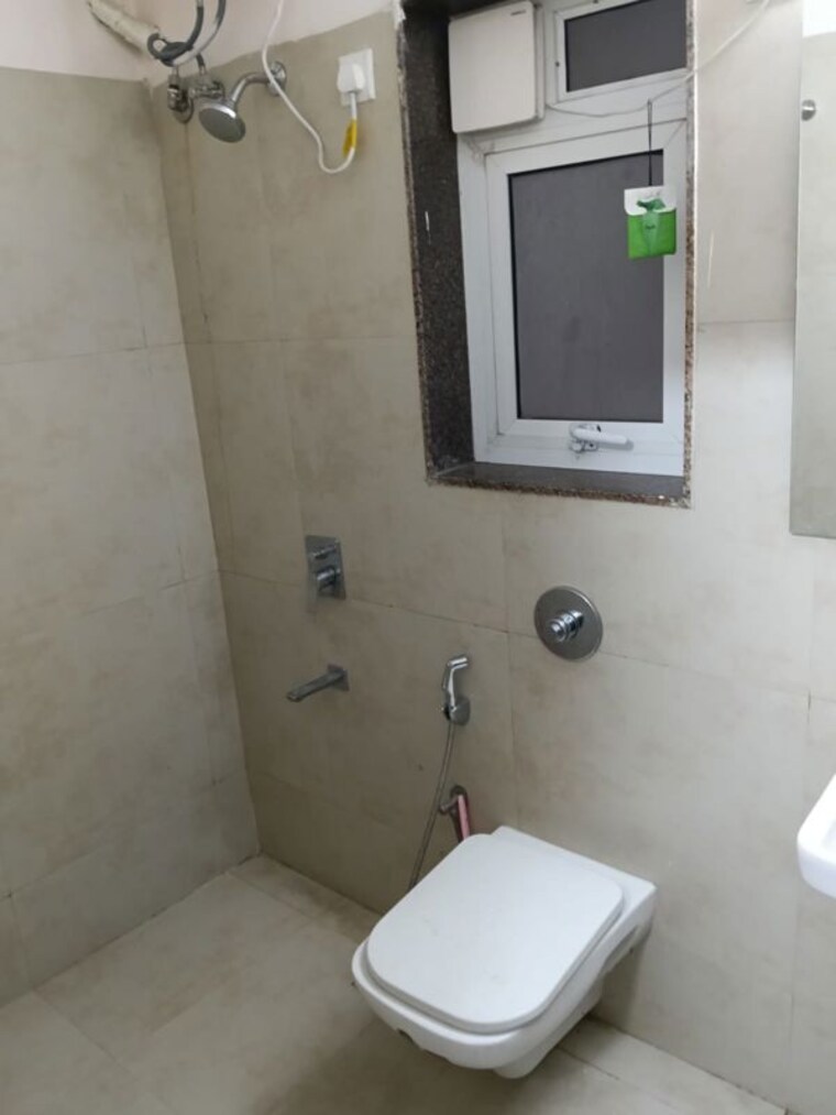 Bathroom, puranik-city 2 Bedroom 715 Sq.Ft. Apartment In Kasarvadavali Thane 10525445