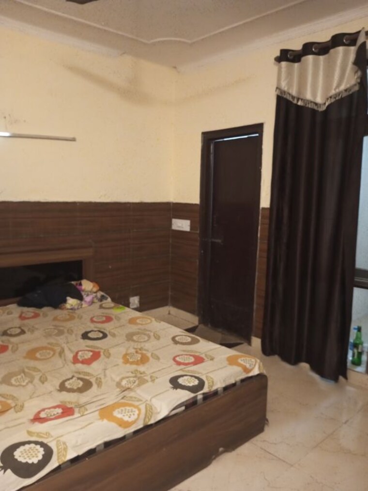 Bedroom, palam-vihar-residents-association 3 Bedroom 1500 Sq.Ft. Builder Floor In Palam Vihar Gurgaon 10525439