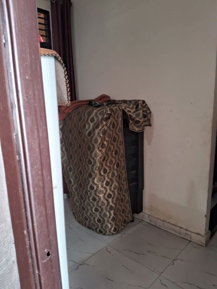 Bathroom, gaur-city-2-14th-avenue 3 Bedroom 1175 Sq.Ft. Apartment In Sector 16c Greater Noida Greater Noida 10515653