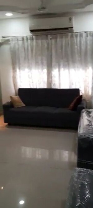 2 BHK Apartment For Rent in Juhu Jivan, Juhu