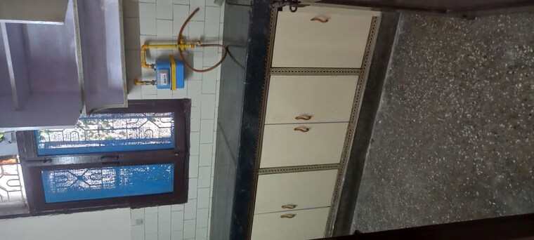 Kitchen, ip extension 1 Bedroom 750 Sq.Ft. Apartment In Ip Extension Delhi 10525495