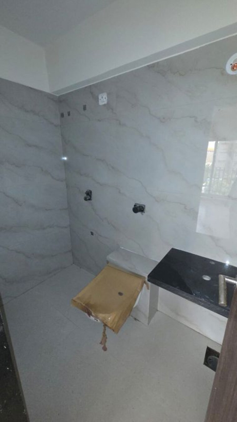 Bathroom, vrindavan-apartment-dadar-east 1 Bedroom 430 Sq.Ft. Apartment In Dadar East Mumbai 10525508