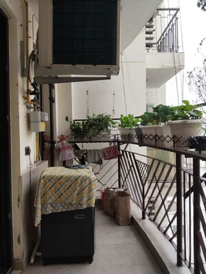 Balcony in 2 BHK Builder Floor at Sector 23 – for Rent