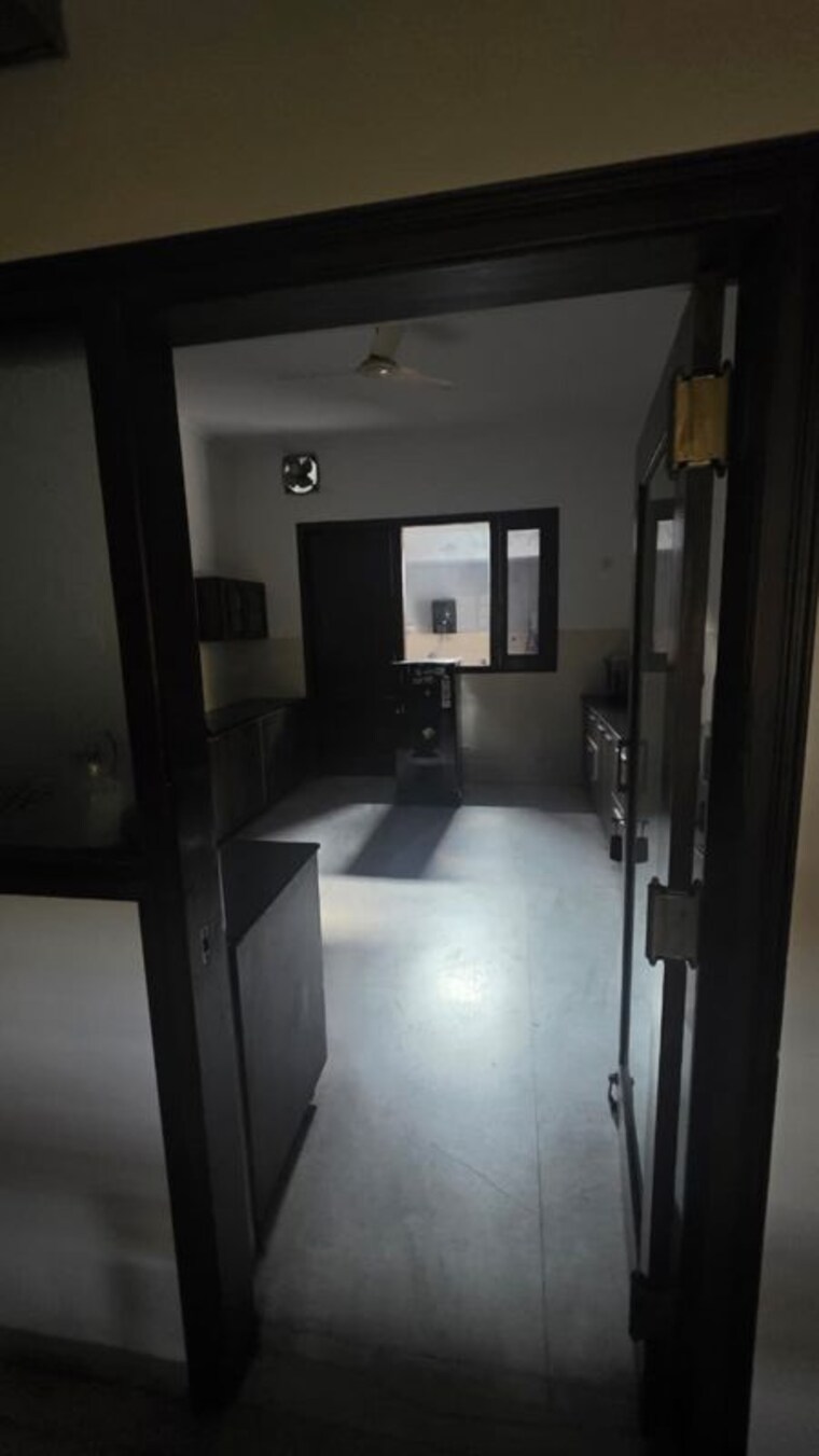 Kitchen/pantry, sector 34 6 Bedroom 250 Sq.Yd. Independent House In Sector 34 Chandigarh 10524788
