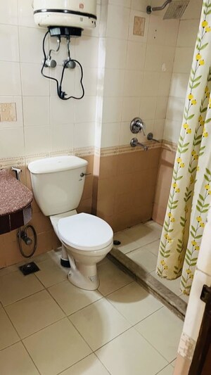 Bathroom in 2 BHK Builder Floor at Sector 23 – for Rent