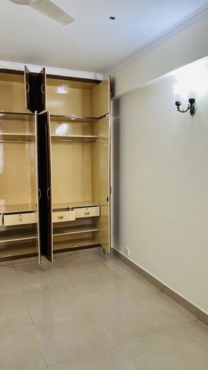 2 BHK Builder Floor For Rent in Sector 23