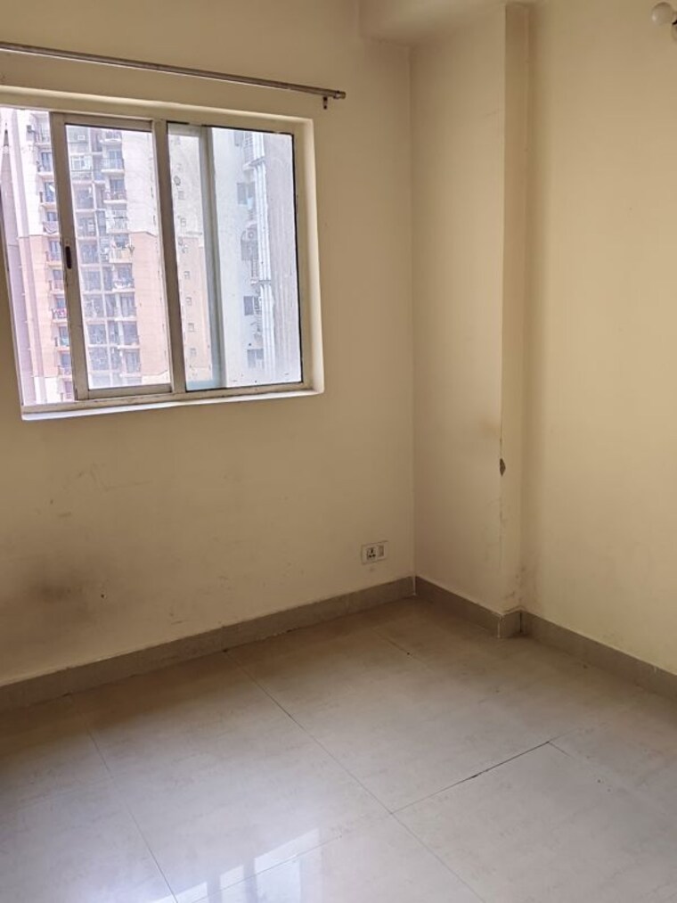 Room, paras-tierea 2.5 Bedroom 1070 Sq.Ft. Apartment In Sector 137 Noida 10525539