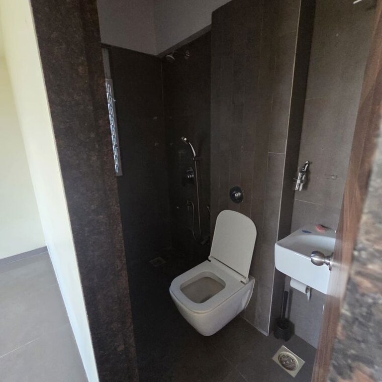 Bathroom, aayush-aura 2.5 Bedroom 1105 Sq.Ft. Apartment In Chembur Mumbai 10525528