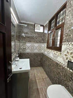 Kitchen in 2 BHK Builder Floor at Sector 21 – for Rent