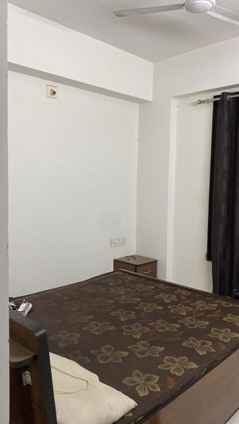 Bedroom, sp ring road 3 Bedroom 170 Sq.Ft. Apartment In Sp Ring Road Ahmedabad 10501634