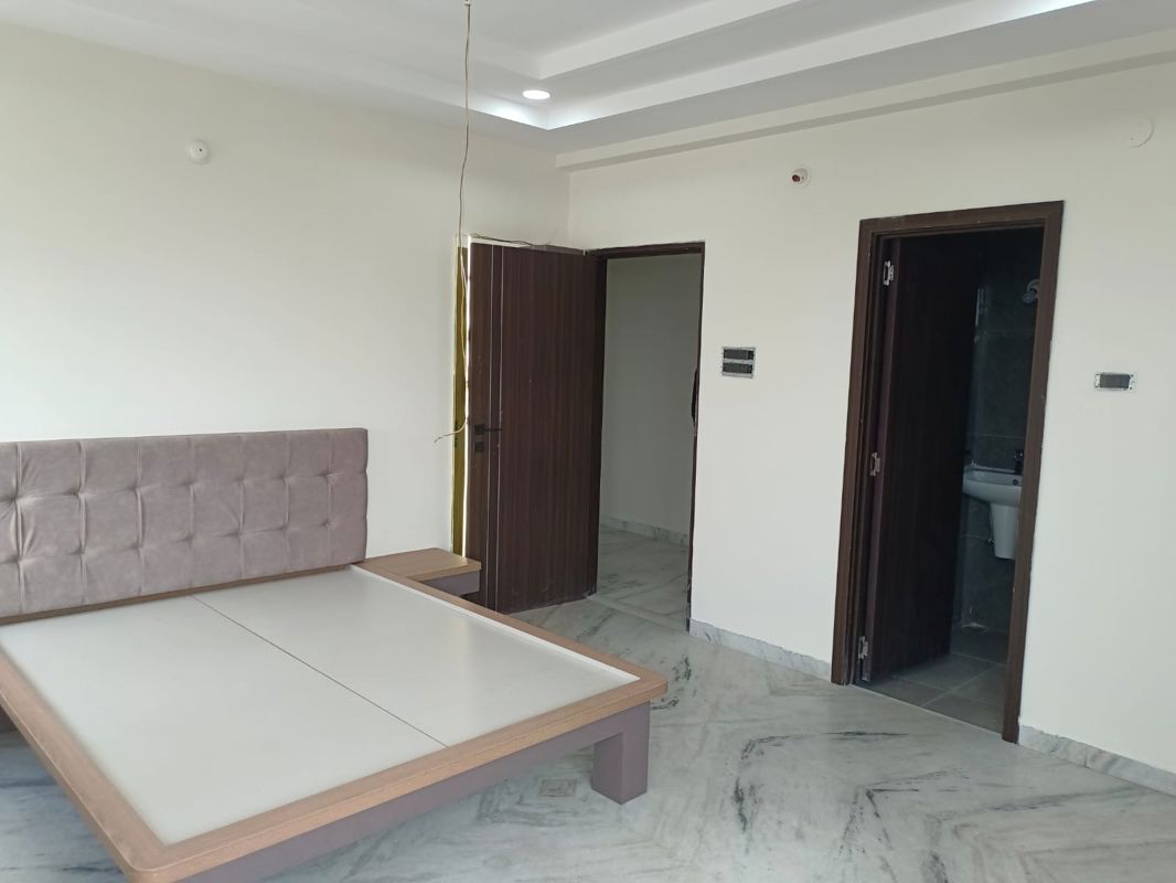 3 BHK + Prayer Room 2300 Sq.Ft. Apartment in Hill View Banjara Hills
