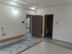 Room in 3 BHK Apartment at Hill View Banjara Hills, Banjara Hills – for Rent