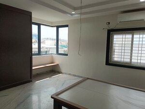 Room in 3 BHK Apartment at Hill View Banjara Hills, Banjara Hills – for Rent