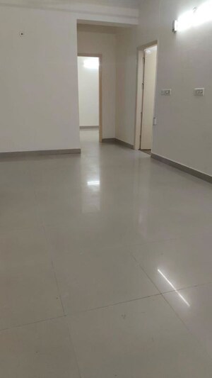 Room in 3 BHK Builder Floor at Sector 22 – for Rent