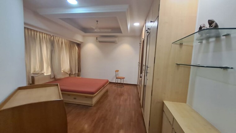 Bathroom, hiranandani-gardens-odyssey-i-ii 4 Bedroom 3600 Sq.Ft. Apartment In Powai Mumbai 10525595