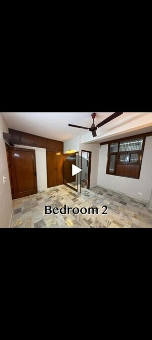 2 BHK Apartment For Sale in Chittaranjan Park