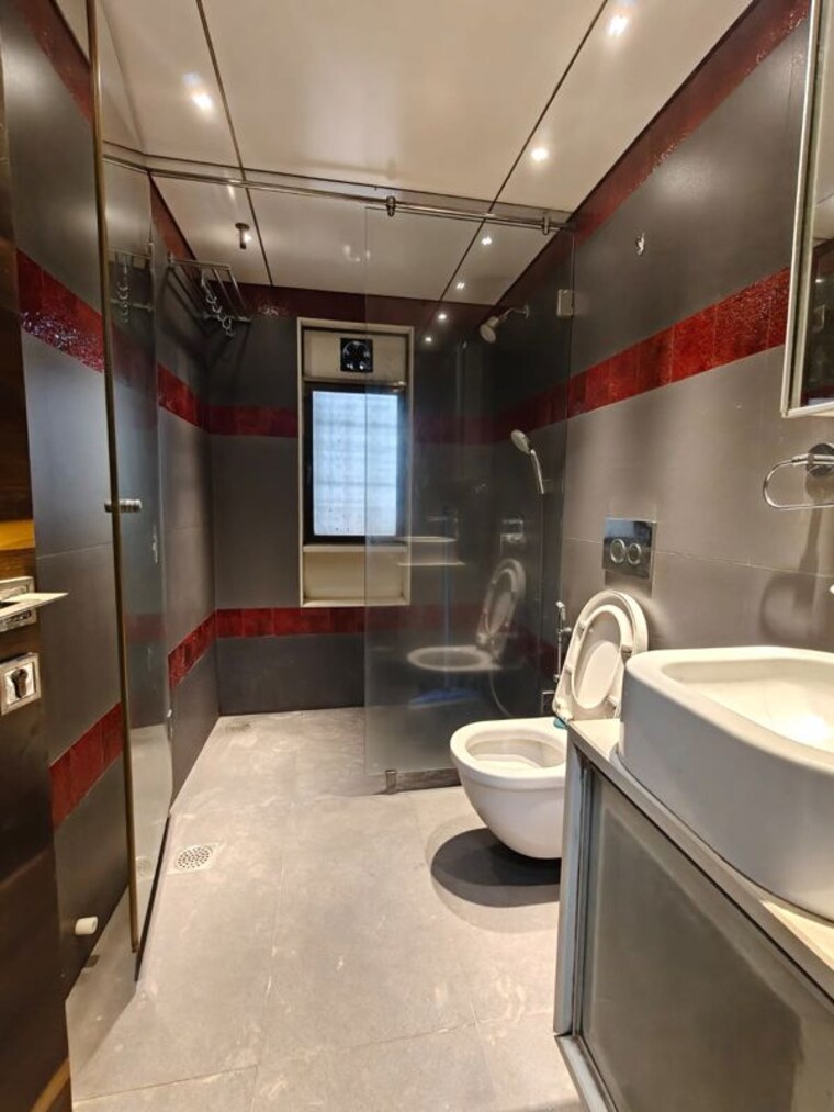Bathroom, meena-towers-apartment 3 Bedroom 1430 Sq.Ft. Apartment In Chembur Mumbai 10525579