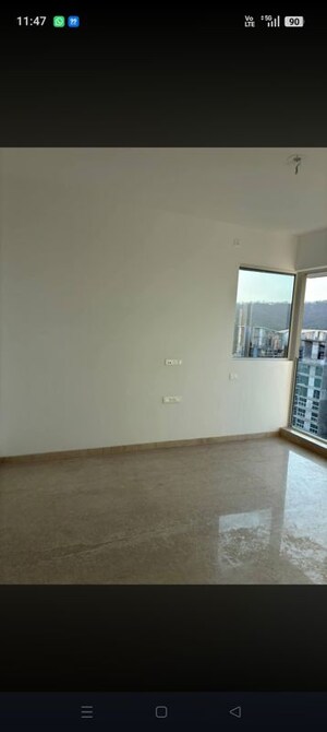 Room in 3 BHK Apartment at Damji Shamji Mahavir Kalpavruksha Wing J Phase 2, Thane West – for Sale
