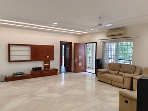 Living Room in 3 BHK Builder Floor at Lahari Jubilee Hills, Jubilee Hills – for Rent