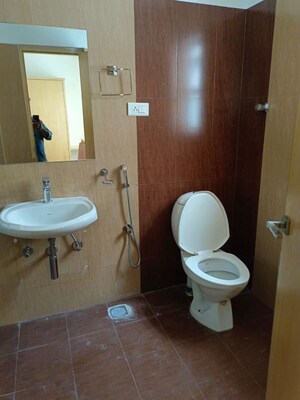 Bathroom in 3 BHK Builder Floor at Lahari Jubilee Hills, Jubilee Hills – for Rent