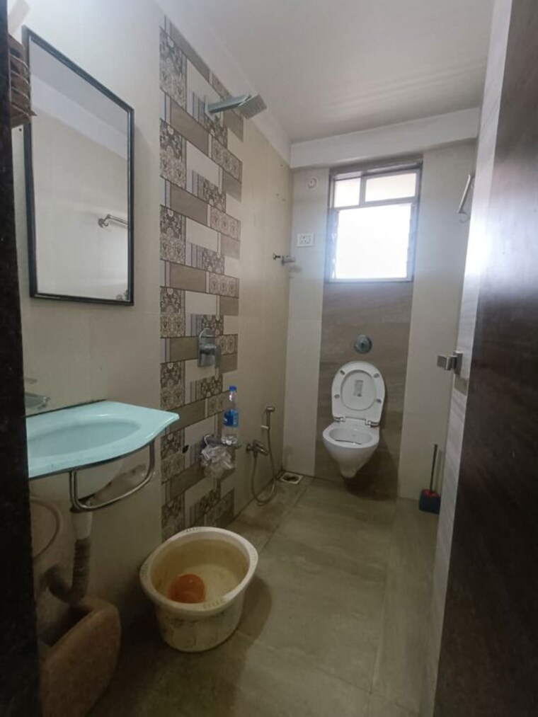 Bathroom, neelkanth-heights 2 Bedroom 1500 Sq.Ft. Apartment In Ghansoli Navi Mumbai 10525649