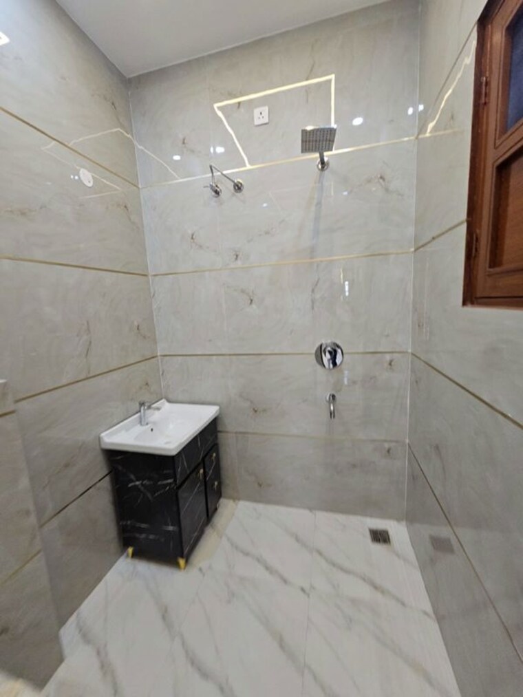 Bathroom, sector 123 4 Bedroom 127 Sq.Yd. Independent House In Sector 123 Mohali 10472626