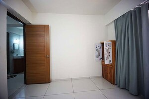 Room in 3 BHK Apartment at Sargasan – for Sale