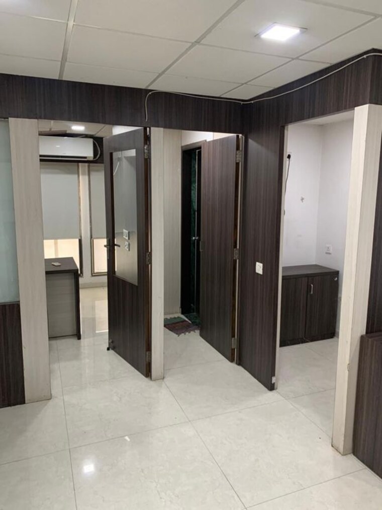 undefined, scarlet-gateway Commercial Office Space 635 Sq.Ft. In Prahlad Nagar Ahmedabad 10525679