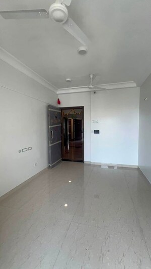 Room in 1 BHK Apartment at K Raheja Raheja Residency, Malad East – for Rent