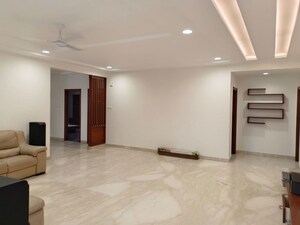 Room in 3 BHK Apartment at Kavuri Hills, Madhapur – for Rent