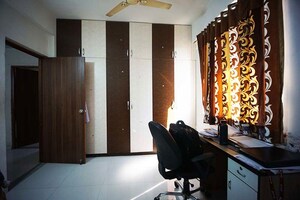 Team Area in 3 BHK Apartment at Naroda – for Sale