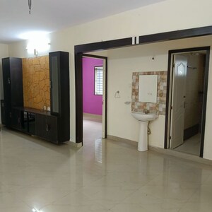 Room in 3 BHK Apartment at Janapriya Nile valley, Madinaguda – for Rent