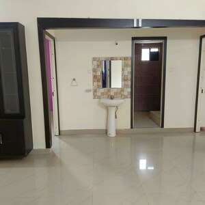 Room in 3 BHK Apartment at Janapriya Nile valley, Madinaguda – for Rent