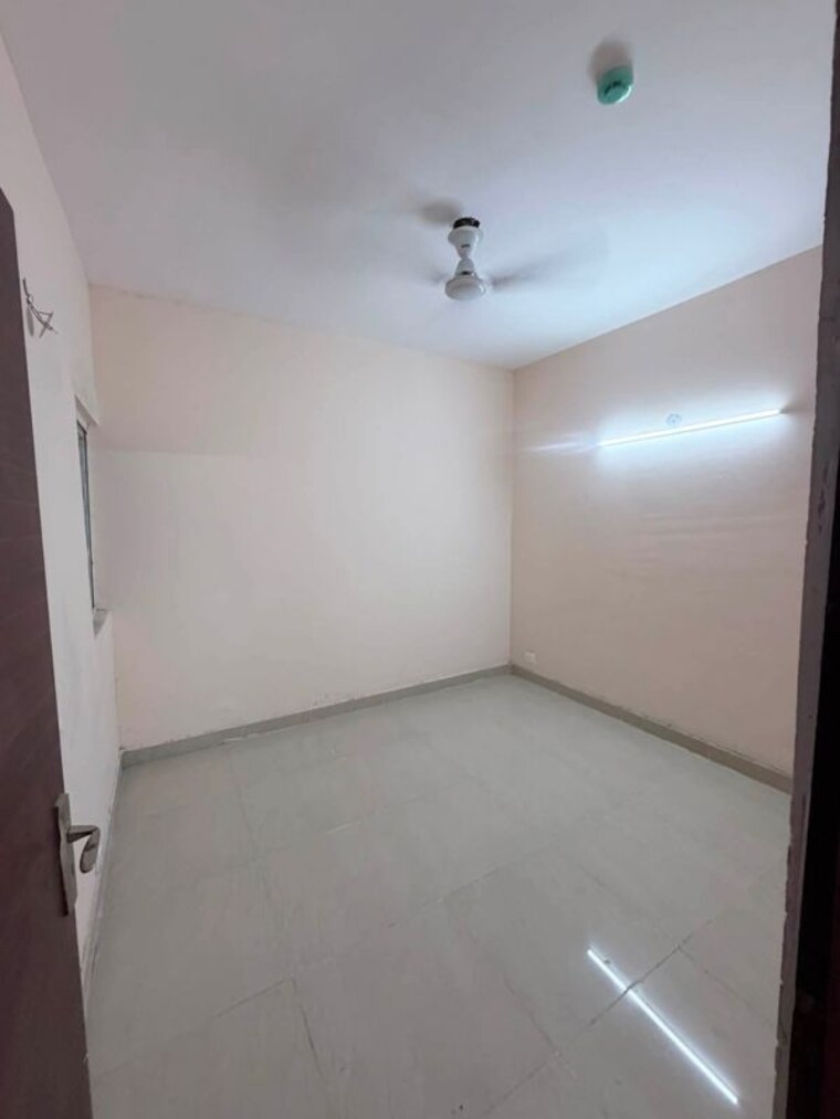 Room, paramount-emotions 3 Bedroom 1350 Sq.Ft. Apartment In Sector 1 Greater Noida Greater Noida 10525746