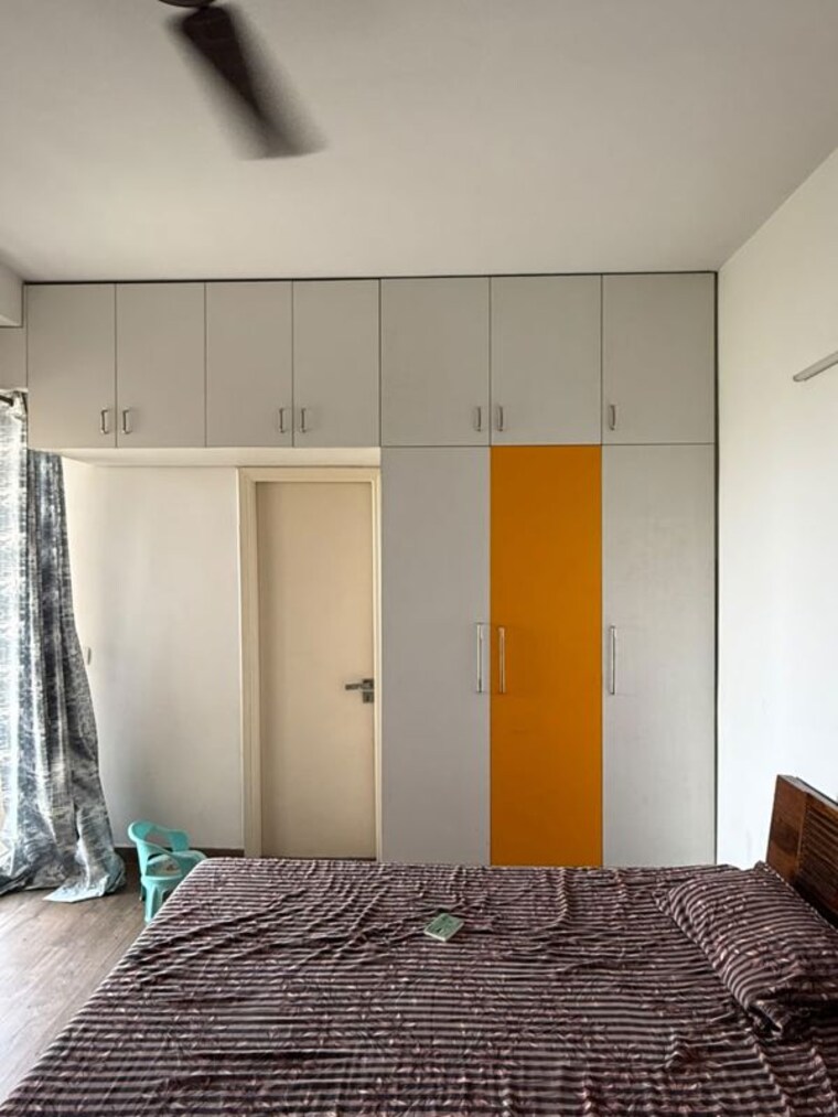 Bedroom, emaar-palm-gardens 3.5 Bedroom 1850 Sq.Ft. Apartment In Sector 83 Gurgaon 10525756