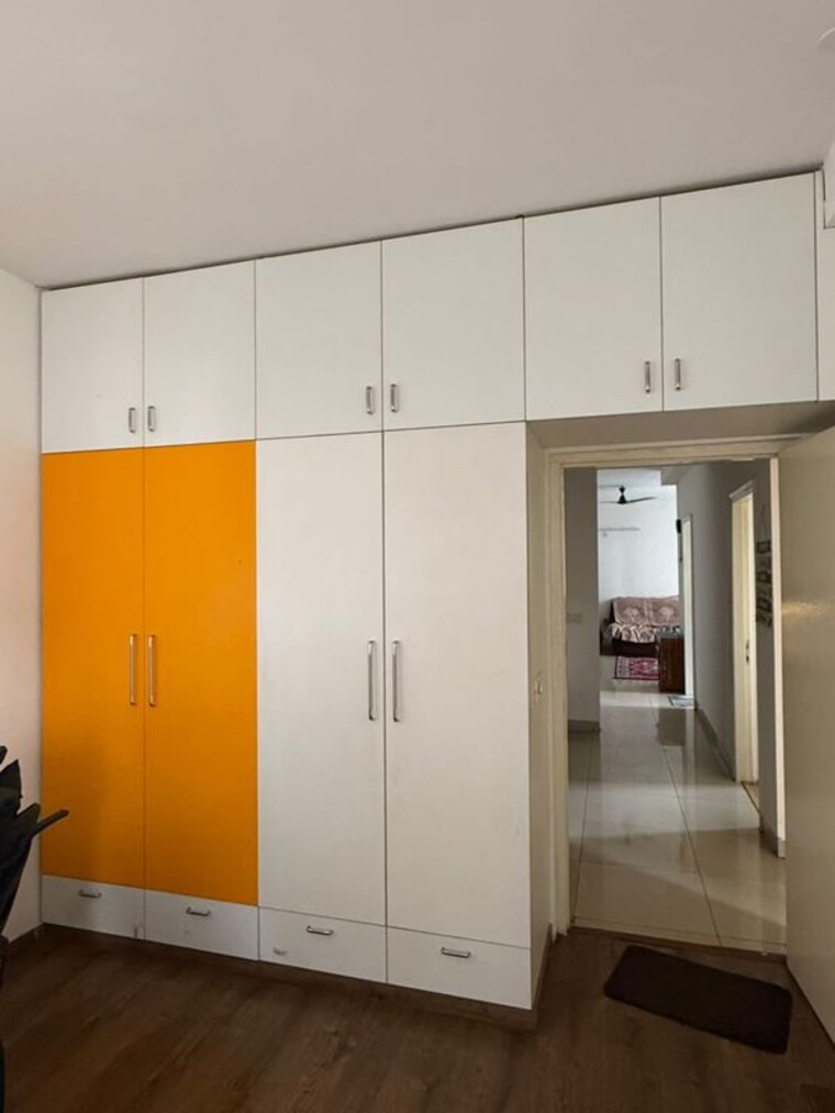 Room, emaar-palm-gardens 3.5 Bedroom 1850 Sq.Ft. Apartment In Sector 83 Gurgaon 10525756