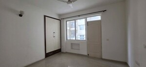 Room in 3 BHK Builder Floor at Sector 22 – for Rent